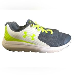 Under Armour Out Hustle